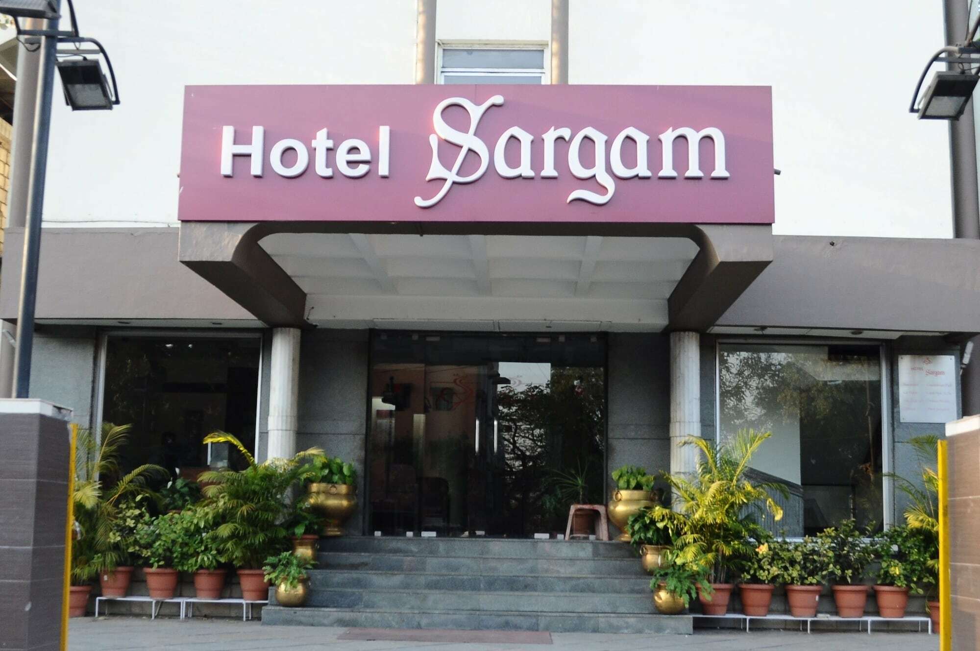 Hotel Sargam Pune Exterior photo